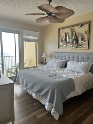 2 bedrooms, in-room safe, iron/ironing board, free WiFi - Completely renovated, huge balcony ocean front condo/beach chairs + umbrella! (Panama City Beach)