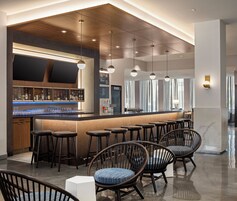 Desayuno a la carta todos los días (con cargo)