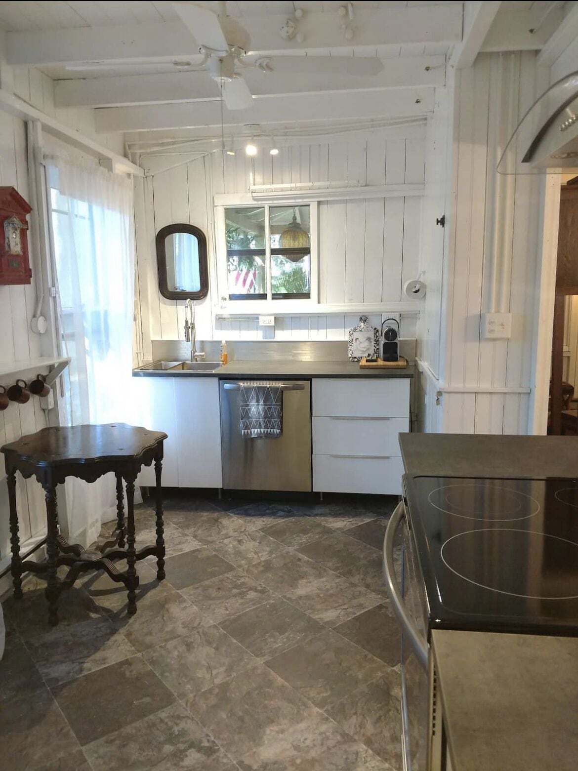 Transcendentalist Cottage on 6th St