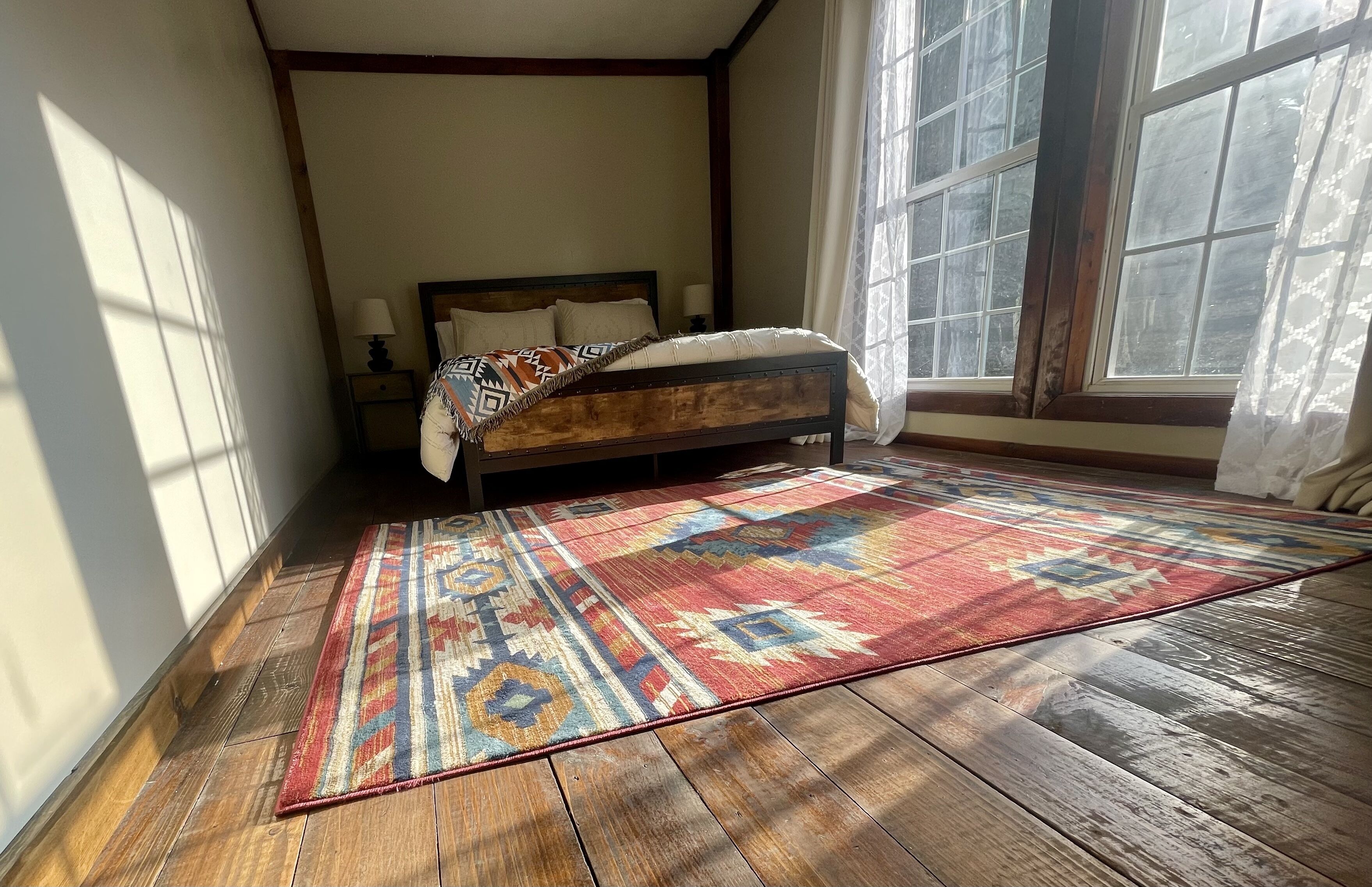 Secluded cabin located on 500 acres in the beautiful hills of Kentucky.