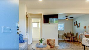 Studio (1 Bedroom) | Interior - Centrally Located Studio Near Downtown (Nashville)
