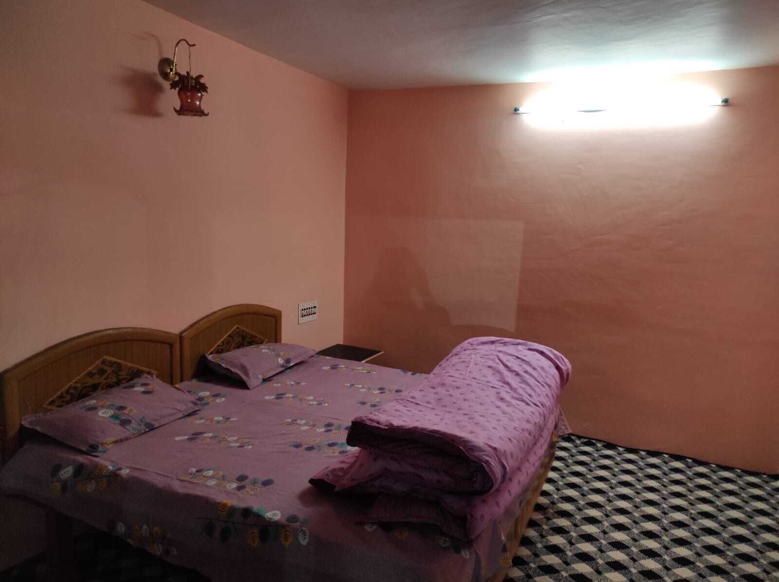 6 bedrooms, bed sheets