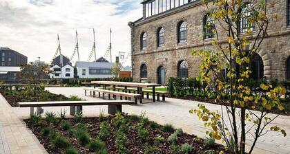 Harbourside Hideaway - Superb Flat With Terrace