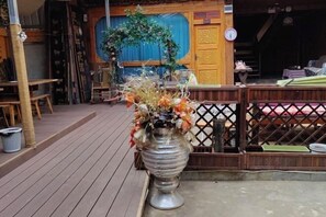 Unclassified image, 5 of 102, button - Shangri-La Xiangguo Home Inn (Shangri-La)