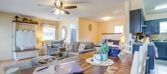 12 Mi to Eureka Springs: Charming Studio Retreat