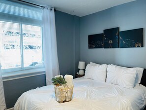 2 sovrum, strykjärn/strykbräda, wi-fi och sängkläder