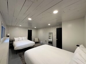 6 bedrooms, iron/ironing board, travel crib, WiFi