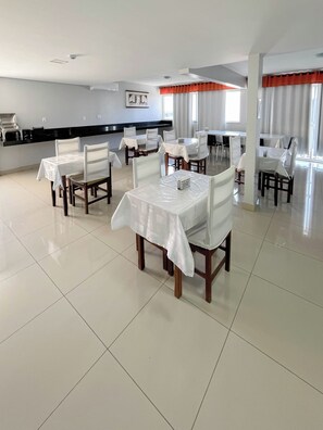 Frokostbuffé er inkludert hver dag