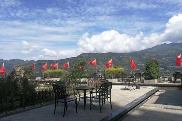 Garden - Huamei Hotel (Suijiang)