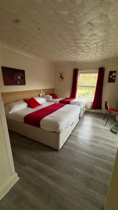 The Railway Sleeper Lodge 