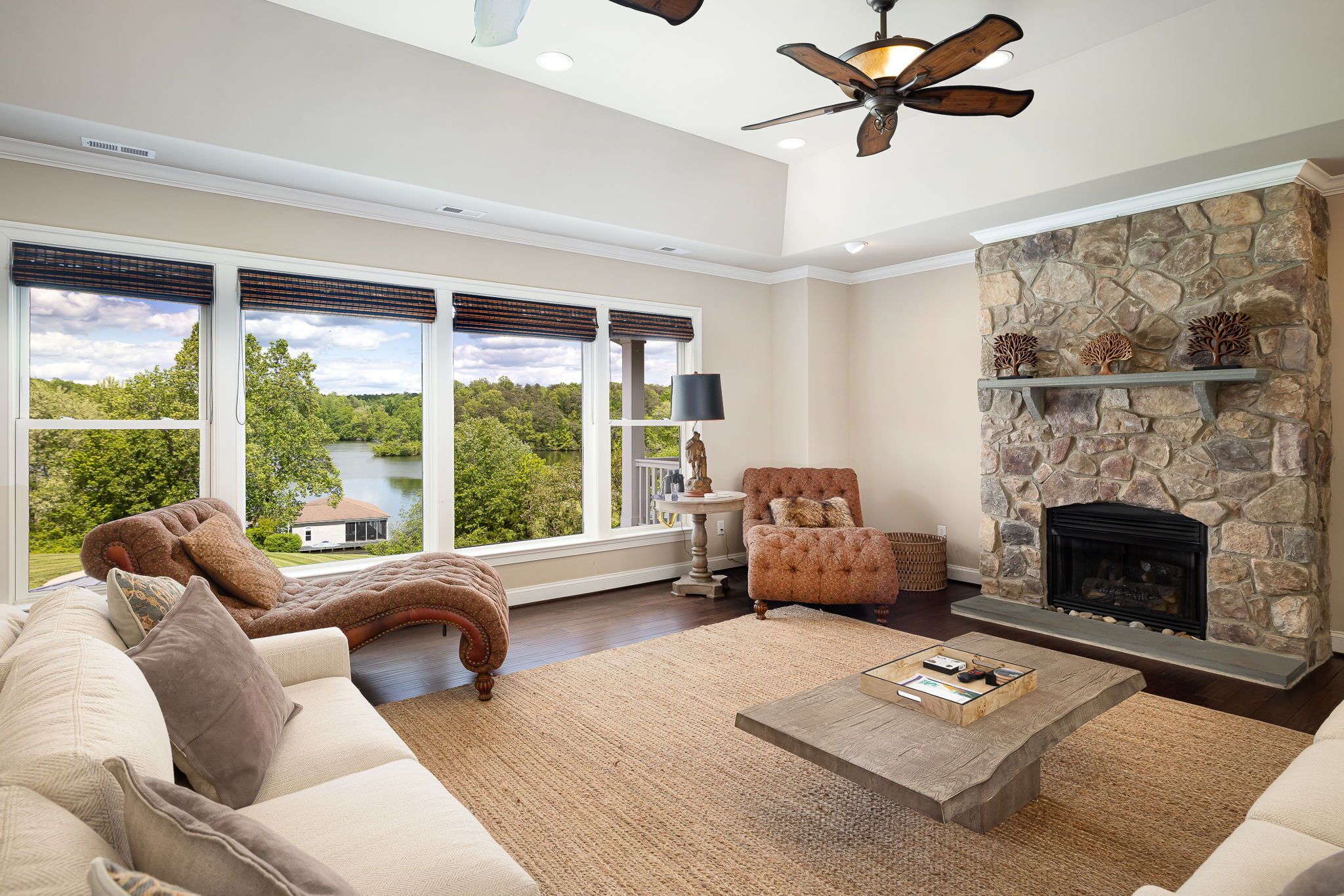 Lake Front Resort Home - La Vita Bella at Lake Anna