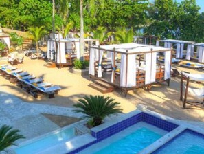 Pool - All Inclusive Paradise Getaway  "Honeymoon Suite" (Sosúa)