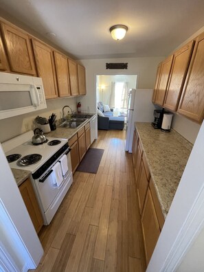 Fridge, microwave, oven, dishwasher - Cozy in-town Bar Harbor apt! (Bar Harbor)