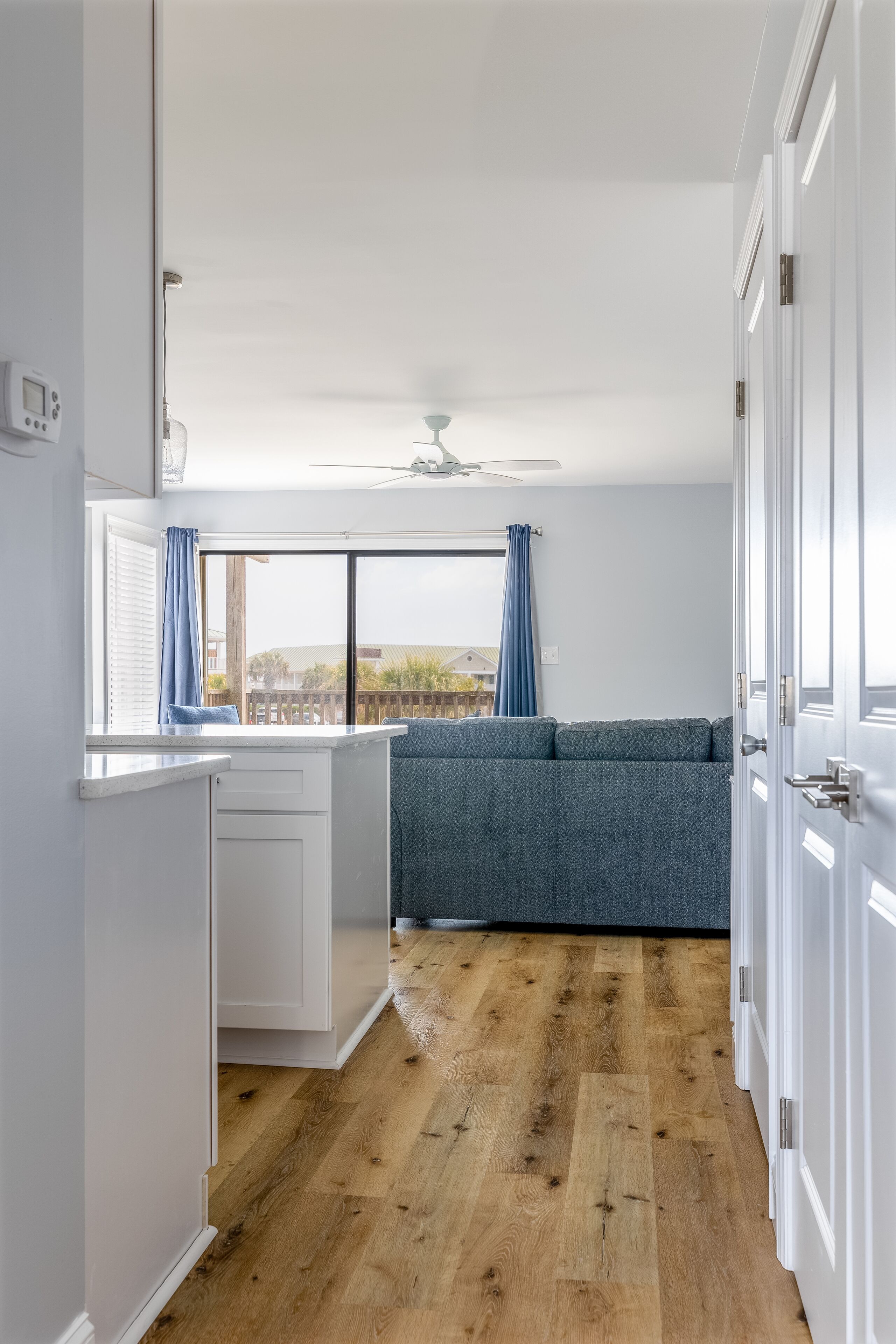 Completely renovated beach view Condo in Queens Court Resort!