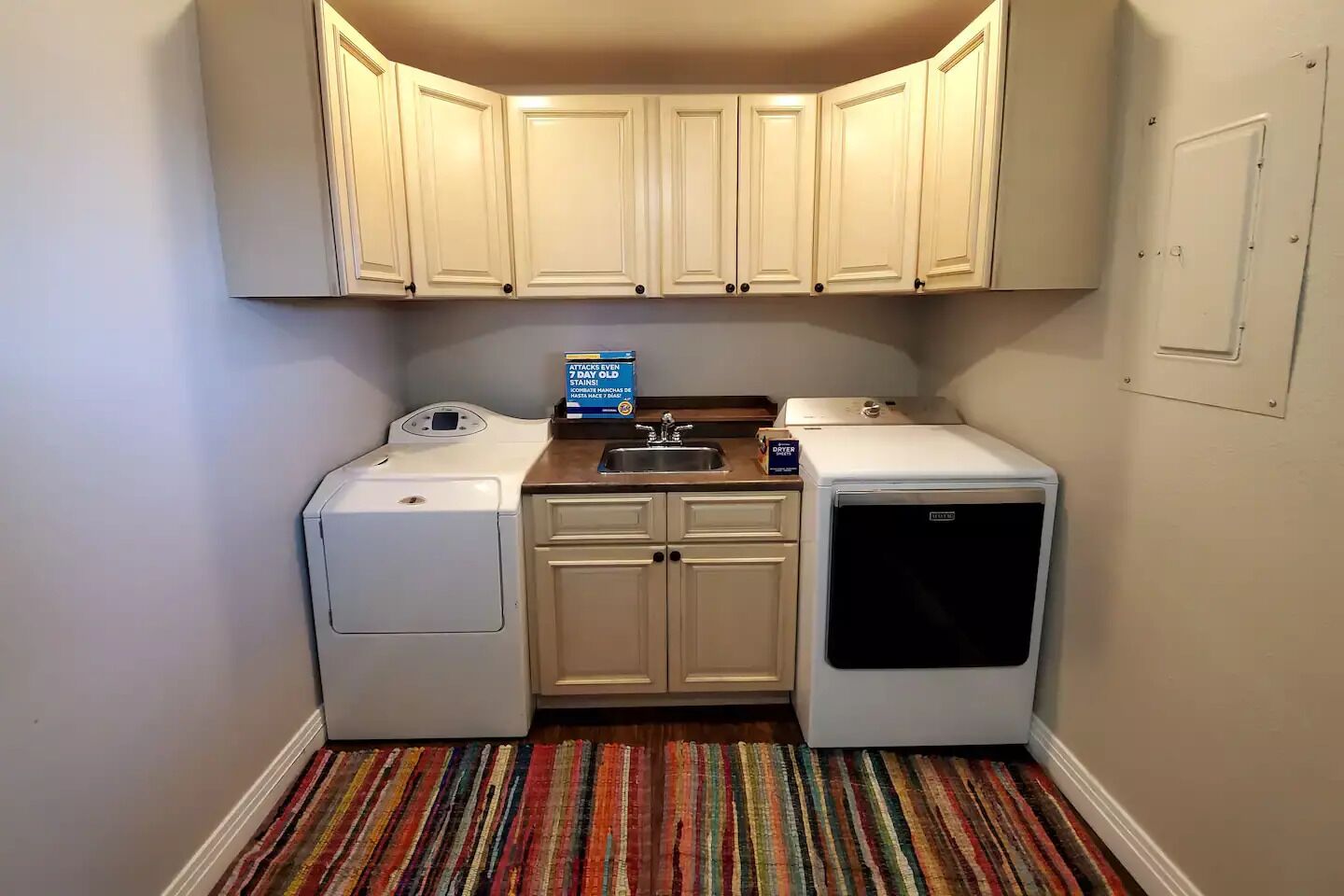 Cozy Family Home with Hot Tub and Pet Friendly