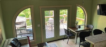 Country Chic - Cabin#3 on the lake