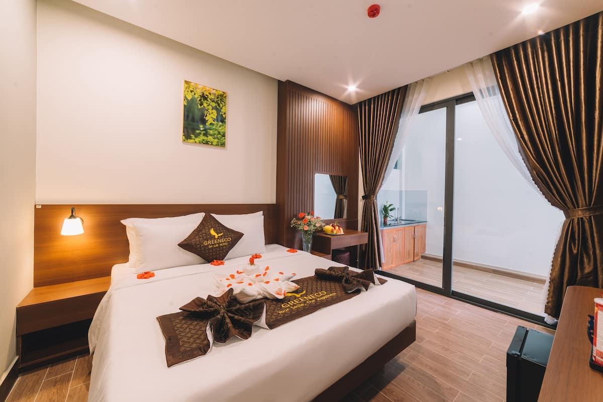 Standard Double Room | Premium bedding, down duvets, memory-foam beds, minibar