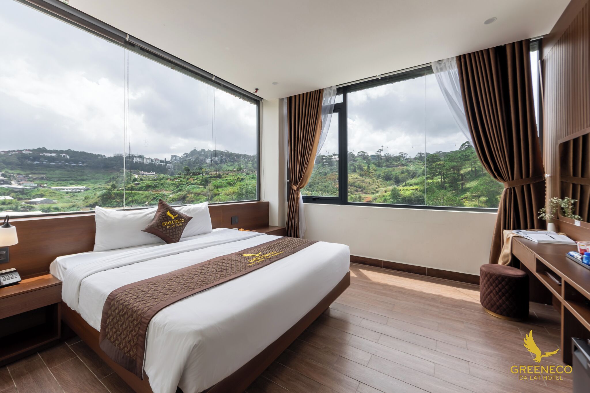 Premium bedding, down duvets, memory-foam beds, minibar