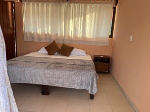经典客房, 1 间卧室 | 迷你吧、免费 WiFi