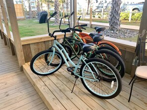 Property grounds - The Bungalows F- Beachfront - Dog Friendly - Gazebo - Bikes (Surf City)
