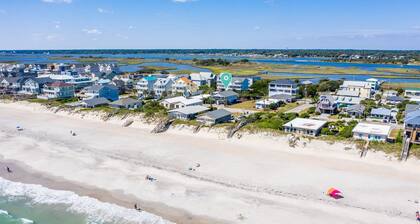 The Hideaway C- Beach - Dog Friendly - Playground - Bikes - Fenced in Yard