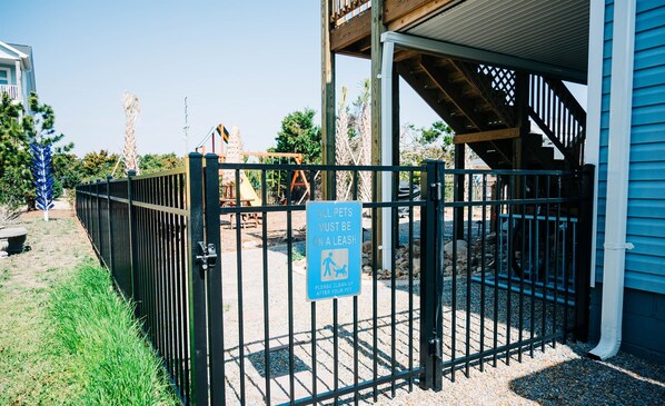 Welcome to our pet-friendly property, where pets must be kept on a leash and owners are kindly asked to clean up after them.