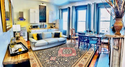 ★WALK to STADIUM in 10 MINS | King Bed | FREE  Private Park