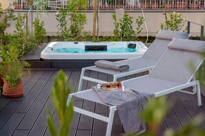 屋外スパ浴槽