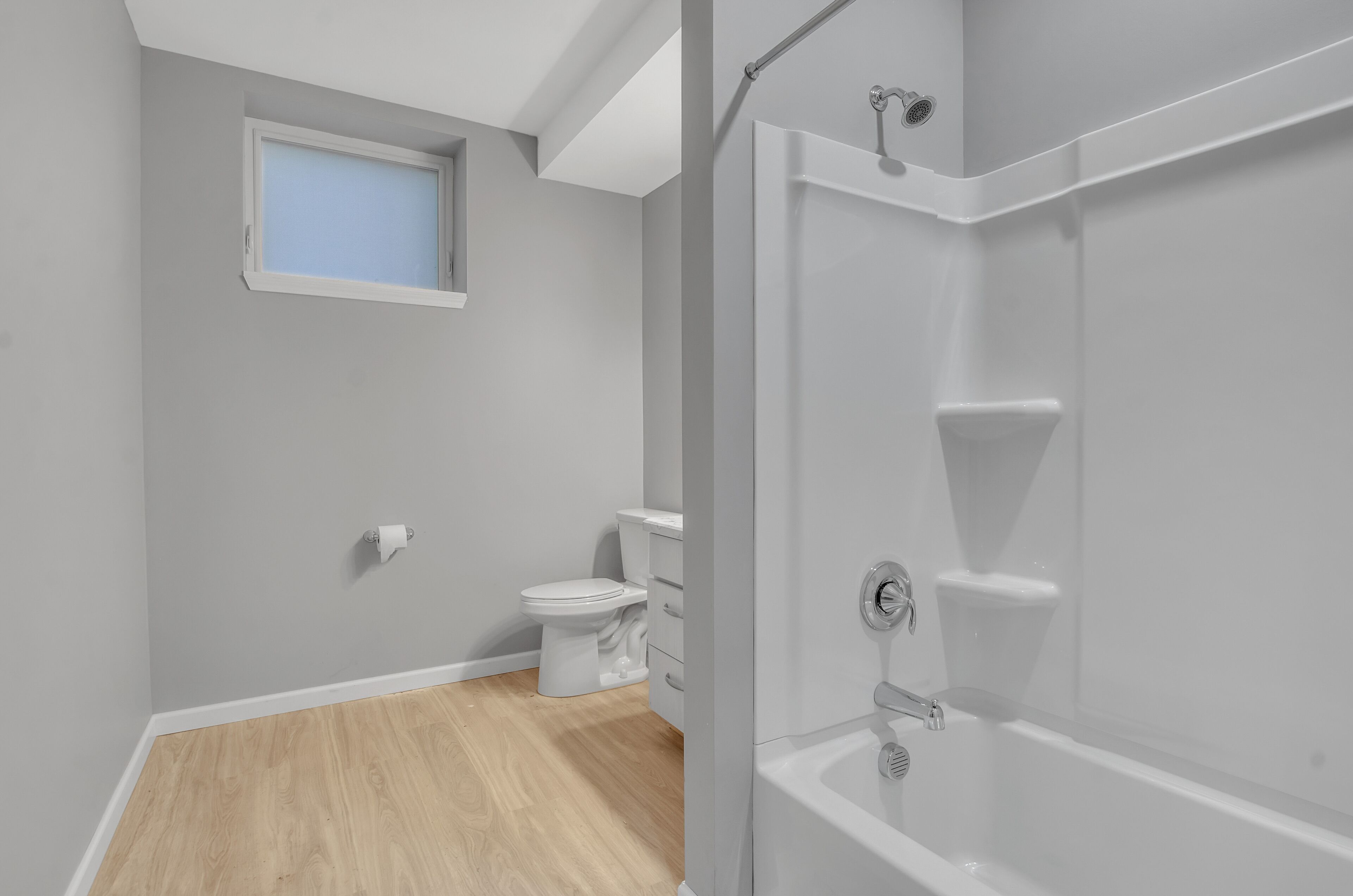 Unique 1 bedroom in Larkinville!