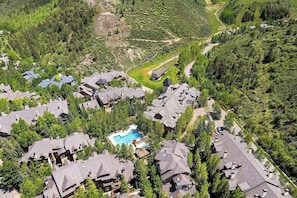 Exterior - Cresta Court Lodge by Vail Butler (Edwards)