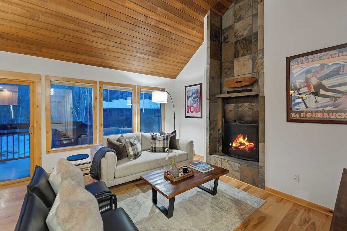 Smart TV, chimenea