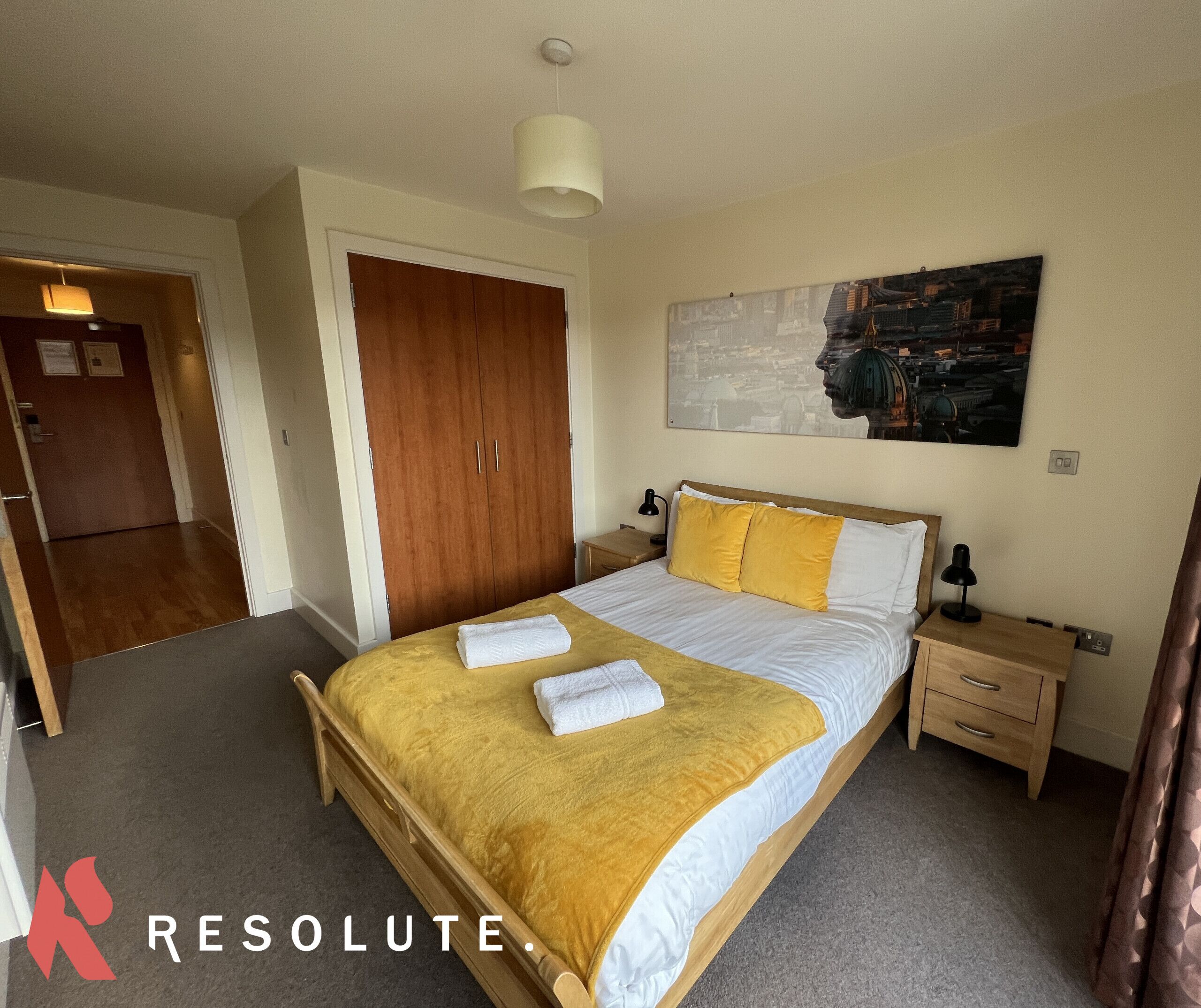 ★ Spacious 2 Bedroom Arcadian Centre w/ Balcony