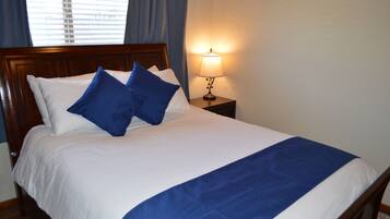 1 chambre, fer et planche à repasser, Wi-Fi gratuit, draps fournis