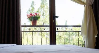 Wutong Shouwang Hostel