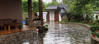 Wutong Shouwang Hostel