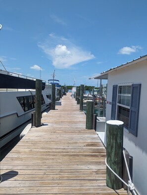 Exterior - Bud N' Mary's Fishing Marina (Islamorada)