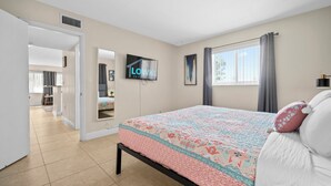 Superior Apartment | 1 bilik tidur, seterika/papan seterika, Wi-fi percuma 