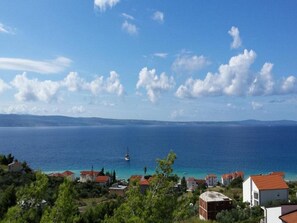 Beach - Apartments Bandalo - One Bedroom Apartment with Sea View (Podstrana)