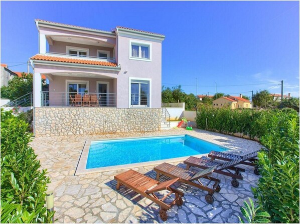 Pool - Villa Isabella - Four Bedroom Villa with Swimming Pool (Krk)