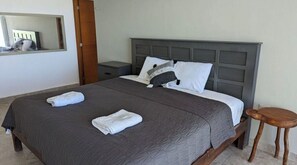 4 bedrooms, WiFi, bed sheets