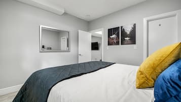 2 Schlafzimmer, Schreibtisch, WLAN, Bettwäsche