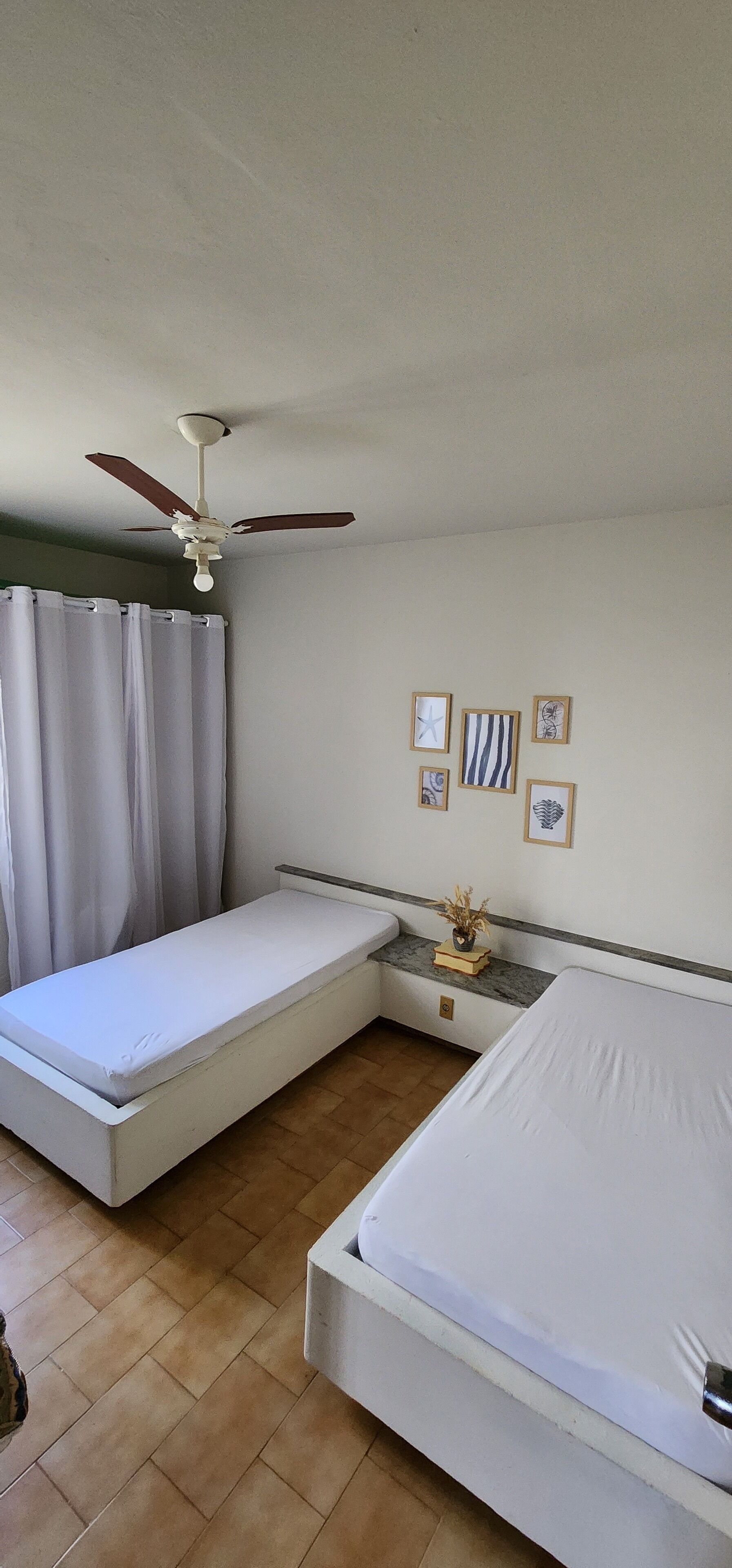 BEACH HOUSE WITH POOL AND BARBECUE