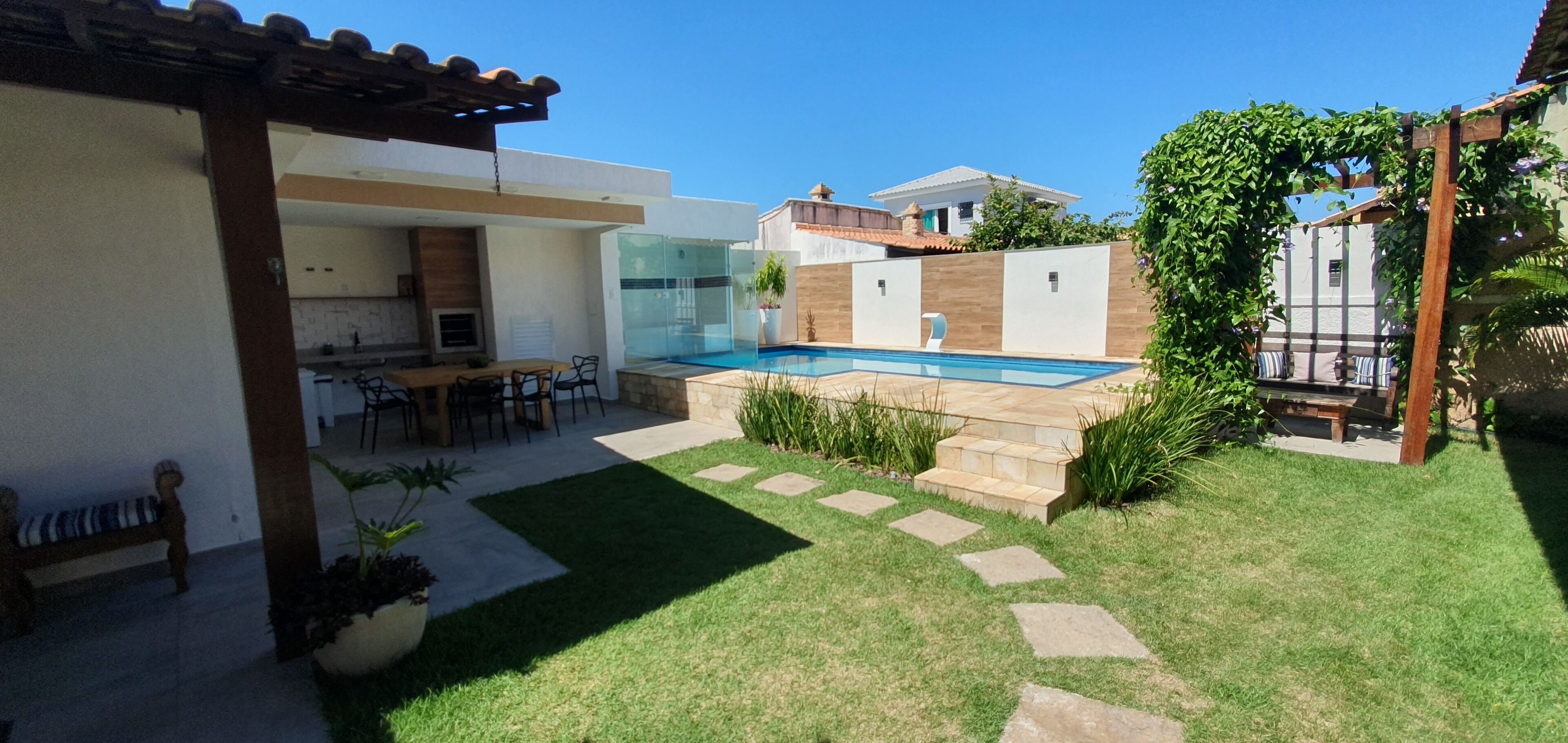 BEACH HOUSE WITH POOL AND BARBECUE