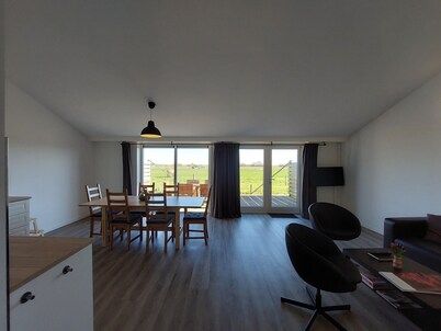 De Plevier<br>Apartment with a beautiful view over the horse pasture near the sea
