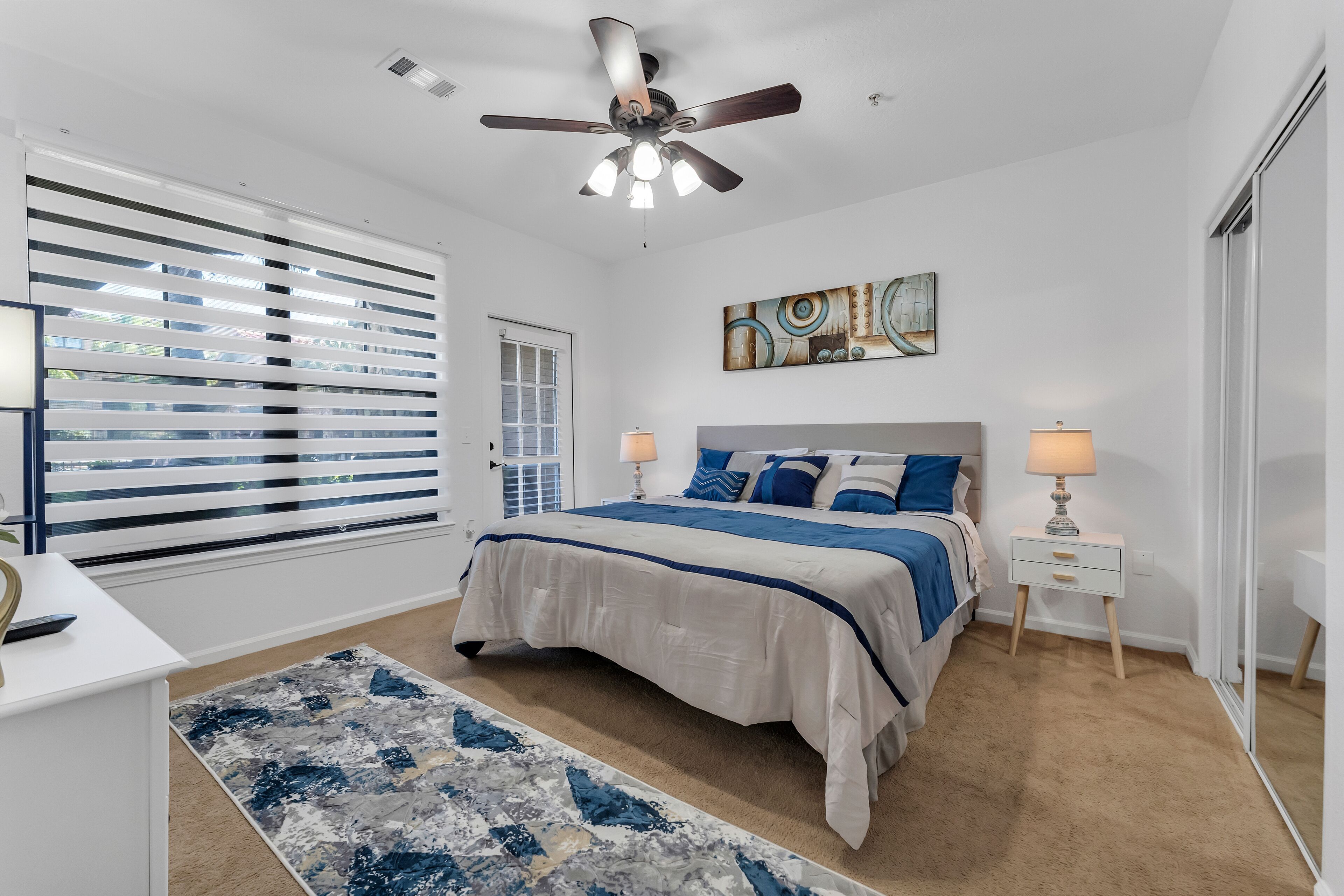 Pool view at Bella Piazza