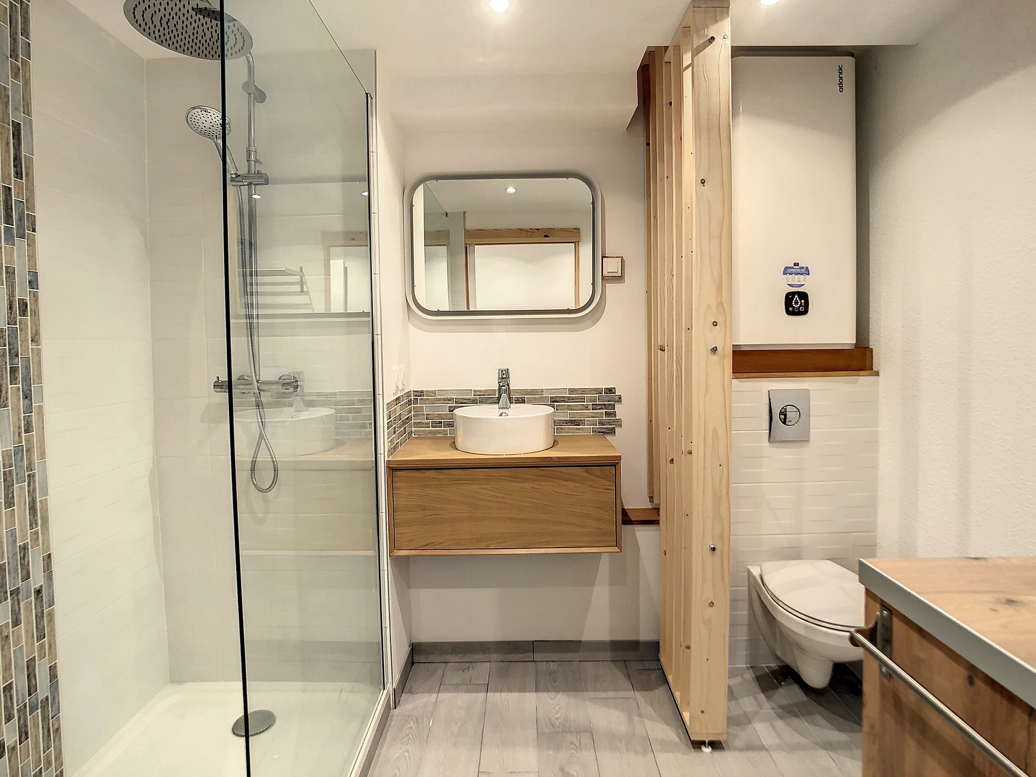 Magnificent SEA View - 2 rooms completely renovated - swimming pool and parking