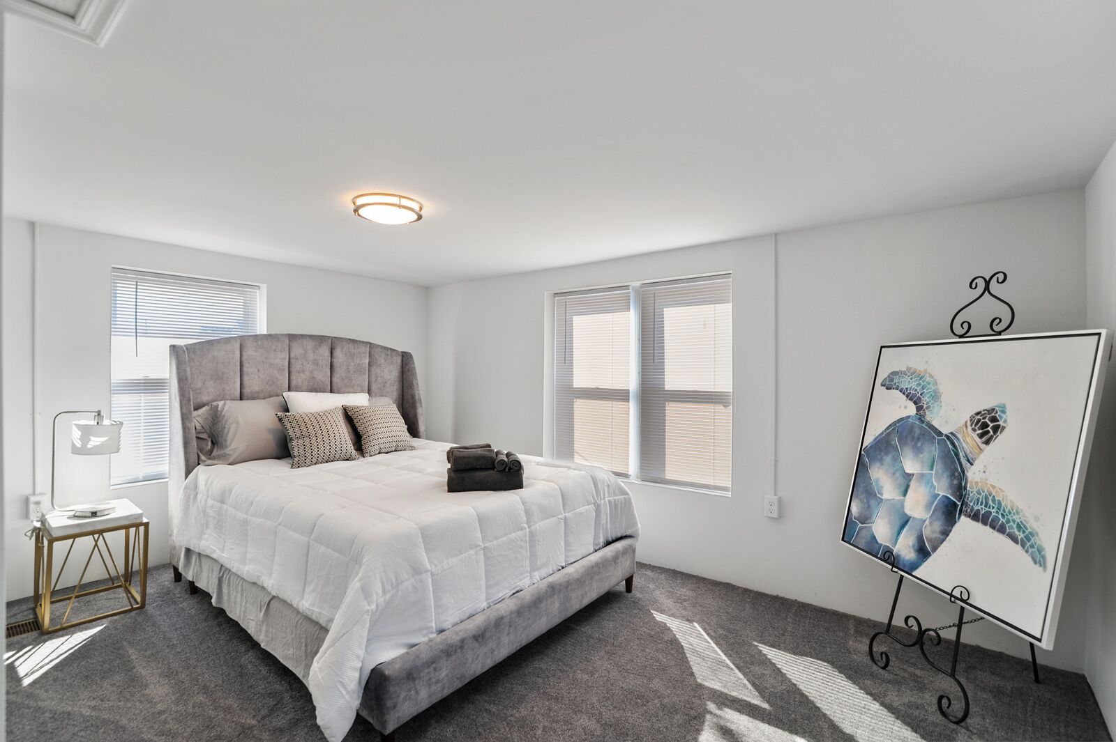 2 makuuhuonetta, silitysrauta/-lauta, Wi-Fi, vuodevaatteet