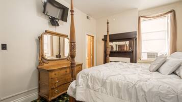 1 bedroom, internet, bed sheets