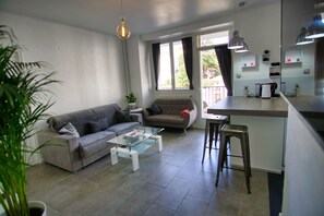 TV - Palmes d'Or Properties - Ref SELV (Cannes)