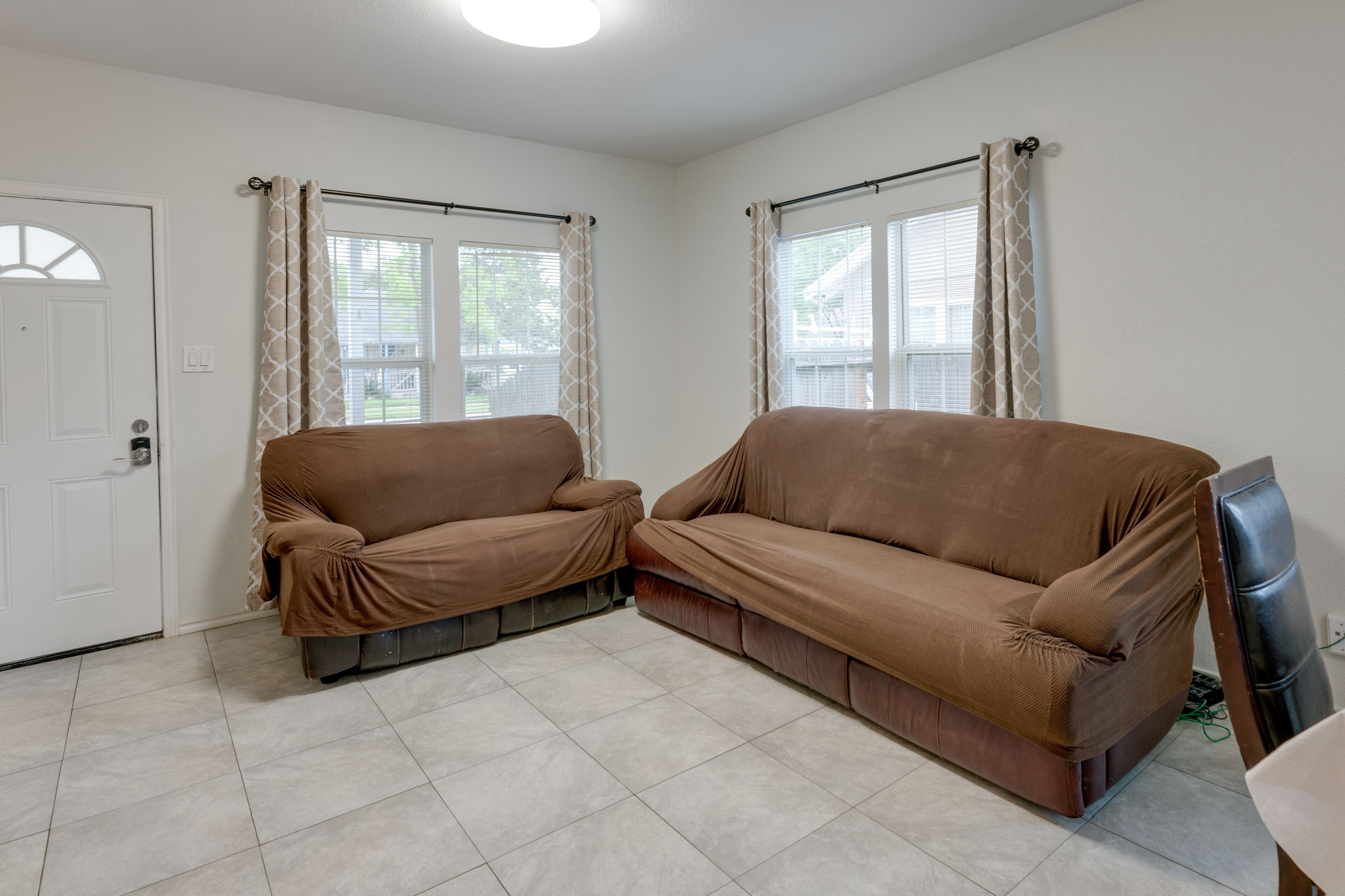 Corpus Christi Home w/ Yard < 1 Mi to Beach!